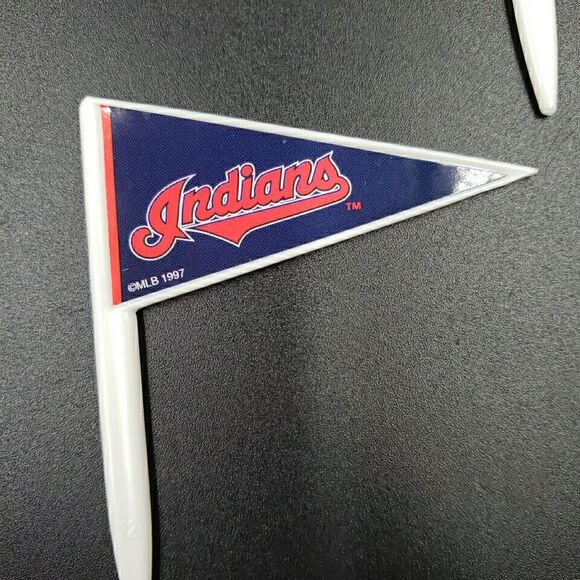 Cleveland Indians Baseball Party Cake Decoration 90s Flags Hat Wilton Vintage - Picture 3 of 16
